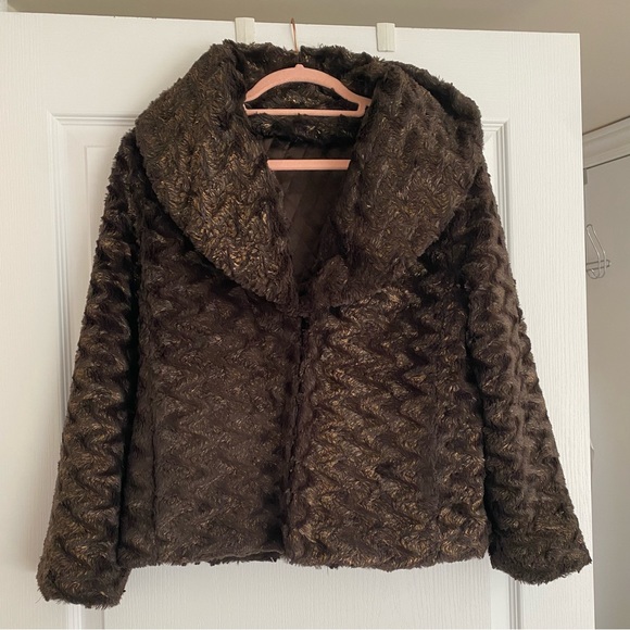 Alice + Olivia Faux Fur Jacket - Picture 2 of 7